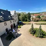 Schloss فندق 3*