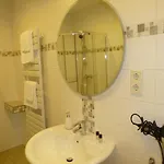 Schloss 3* Wallhausen (Saxony-Anhalt)