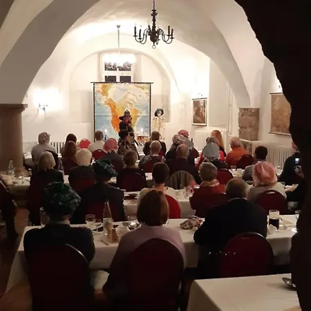 Hotel Schloss Wallhausen (Saxony-Anhalt)