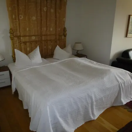 Отель Schloss 3*