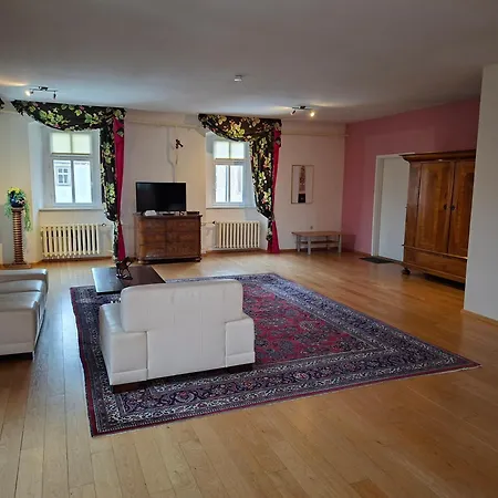 Отель Schloss 3*