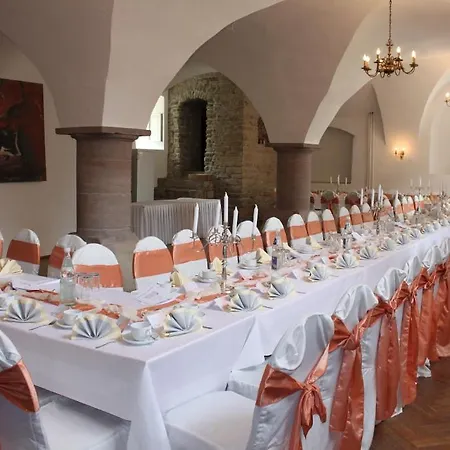 Schloss Отель 3*