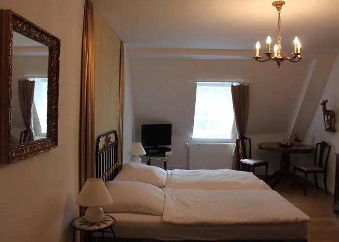 Schloss Wallhausen (Saxony-Anhalt)