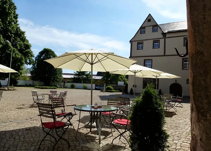 Schloss Hotel Wallhausen (Saxony-Anhalt)