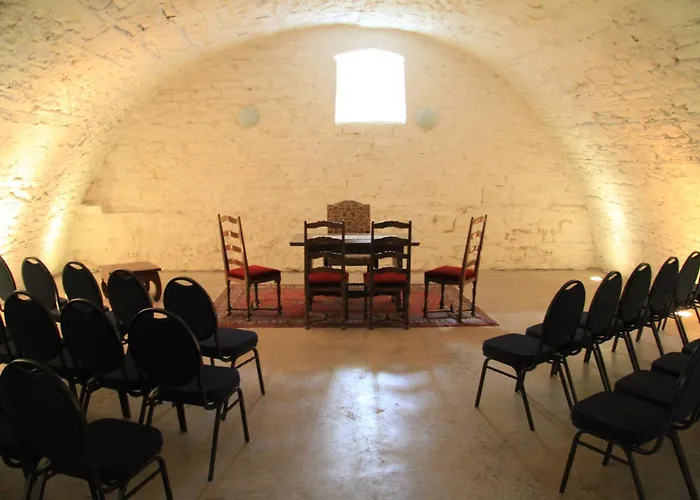 Schloss Wallhausen (Saxony-Anhalt)