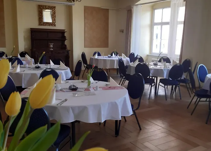 Hotel Schloss Wallhausen (Saxony-Anhalt)