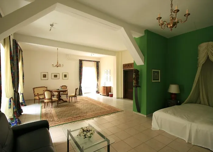 Schloss 3* Wallhausen (Saxony-Anhalt)