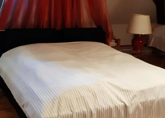 Schloss 3* Wallhausen (Saxony-Anhalt)