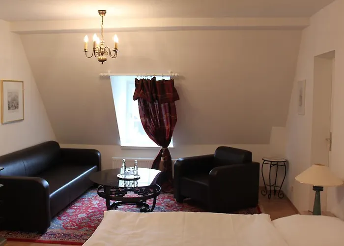 Отель Schloss 3*