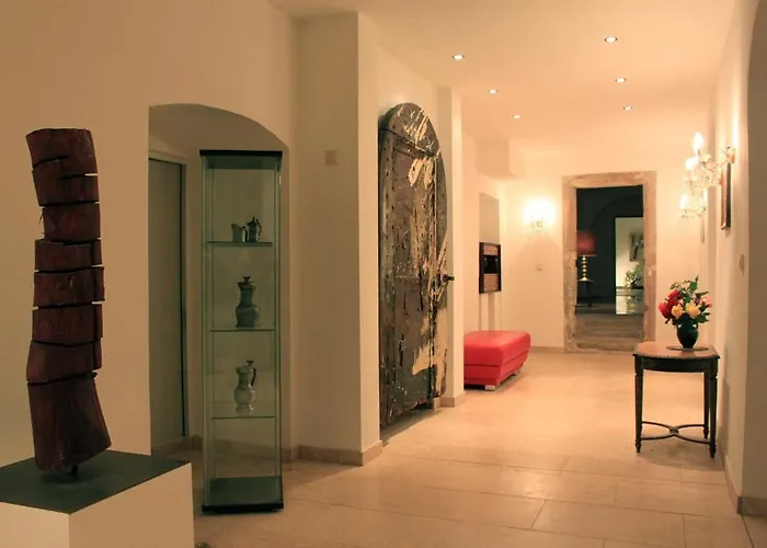 Schloss Hotel Wallhausen (Saxony-Anhalt)